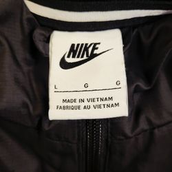 NIKE BRAND YOUTH JACKET