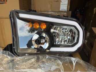 07-13 Toyota Tundra Black LED Switchback Headlights