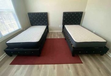 On Sale 💥 2 Twin Size Bedframe & Mattress ( Price 599$) 
