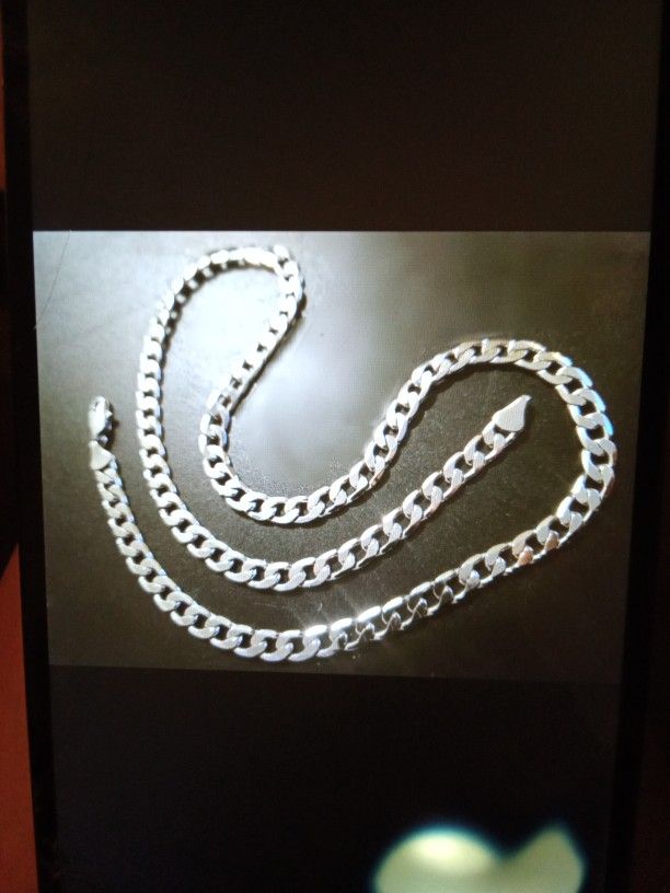 14 K Cuban Link Gold Chain Necklace USED In Original Box Great Condition 18"-26"