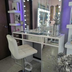 Vanity with Bluetooth 