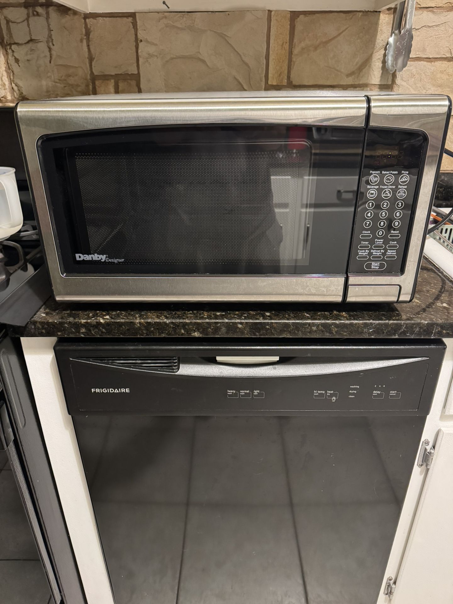 Microwave Danby Designer Like New