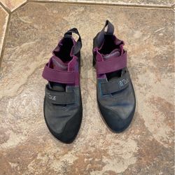 5.10 Climbing Shoes Woman’s 6 1/2