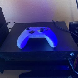 Xbox One X   