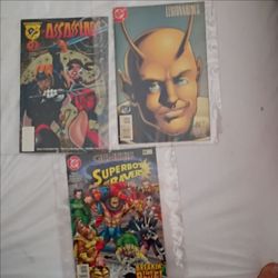Got a set of 3 comics all in mint condition
