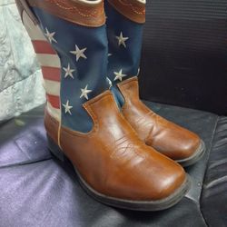 Unisex Kid Boots Size 4y