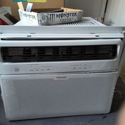 18,000 BTU Toshiba Window Air Conditioner