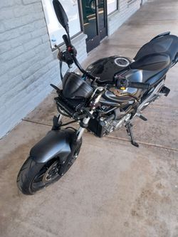 Suzuki SV 650 very low mileage