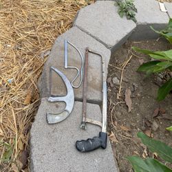 3 vintage Handsaws 2  Small One Large