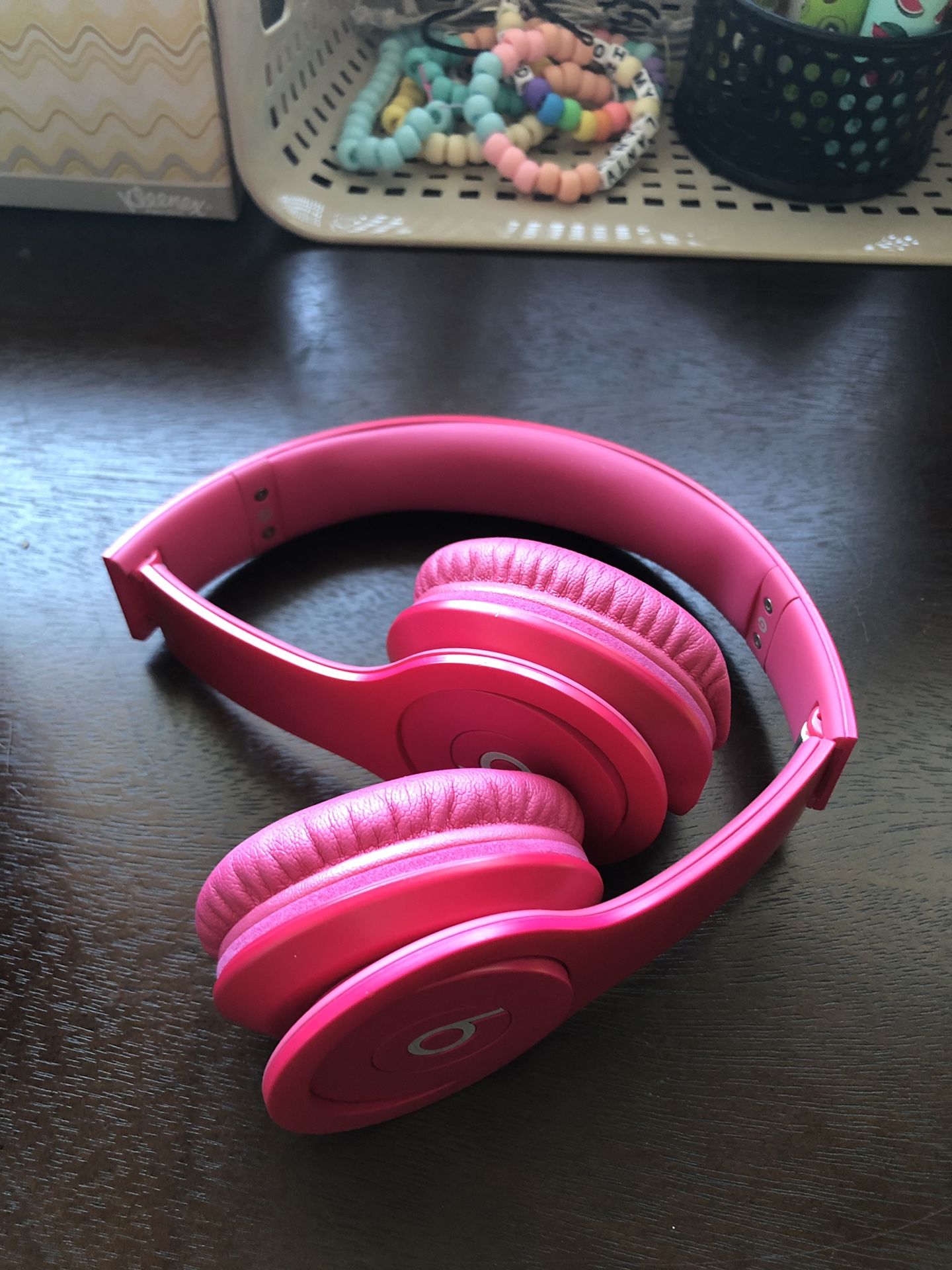pink solo HD beats by dr. dre wired