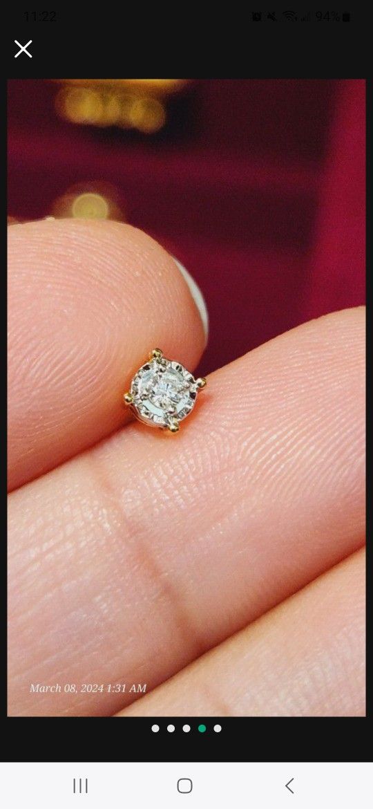 1/10 CT Lab Created Dimond