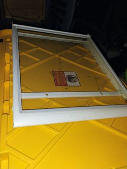 Refrigerator Shelf (Pre-owned)