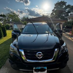 2017 Nissan Pathfinder