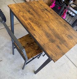 Dining table with 2 chairs