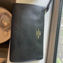 Coach Clutch/wallet Black New 