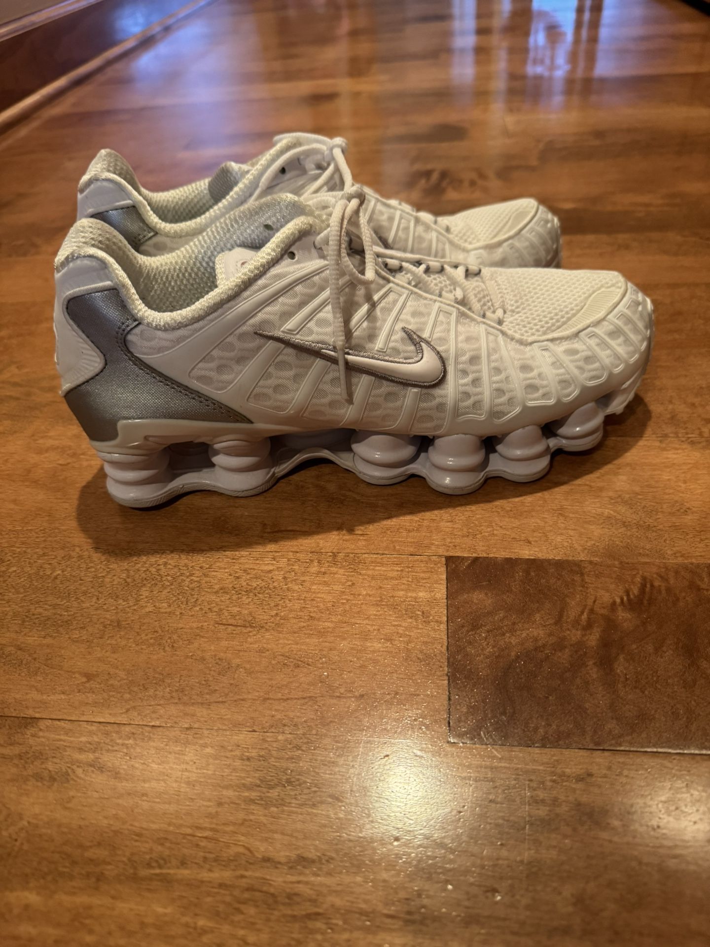Woman’s Nike Shox TL Sneakers Shipping Available