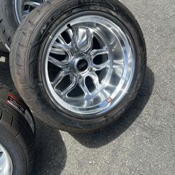 17x11 WELD WHEELS 5x127