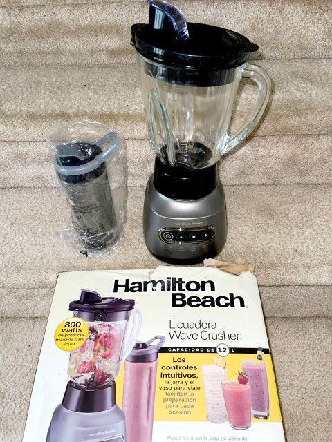 Hamilton Beach Wave Crusher Blender with Blend-in Travel Jar