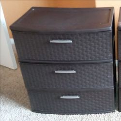 Sterilite 3 Drawer Storage Containers