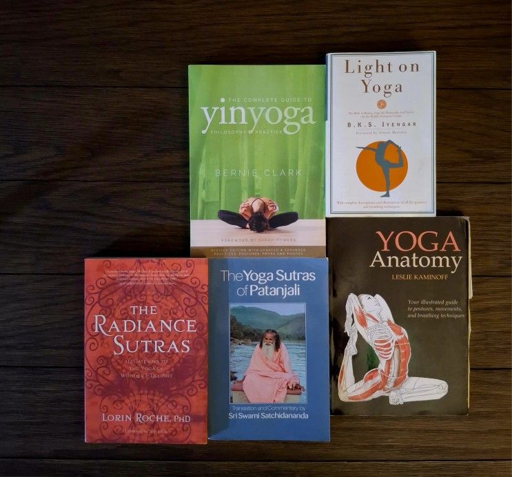 🧘♀️ Yoga Book Bundle – 5 Must-Have Titles for $25 🧘♂️