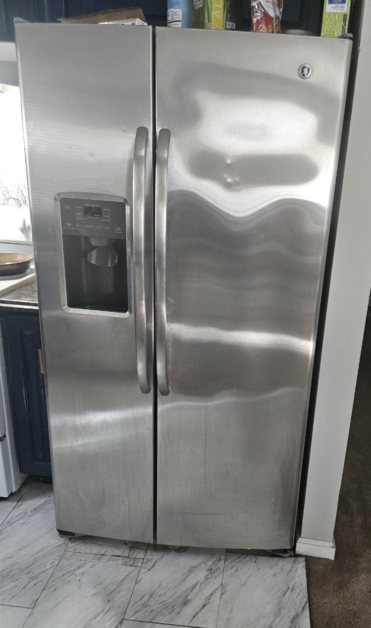 Frigidaire French Door Fridge