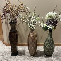Decorative Vases With Flowers; Will Separate