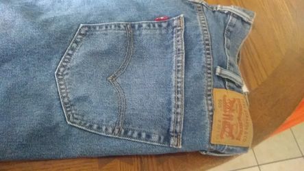 Mens levis 38 by 32 great condition mpu only today