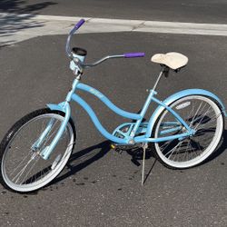 Magna Rip Curl, Single-Speed Cruiser with 26” White Wall tires 
