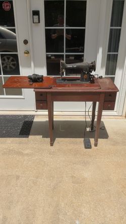 Singer sewing machine