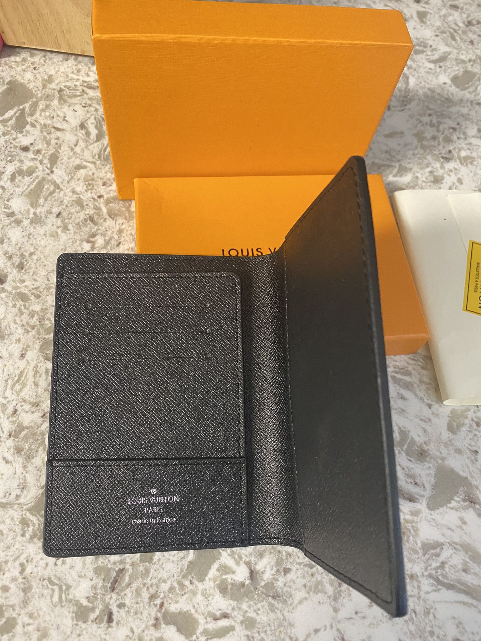 Louis Vuitton Passport Cover for Sale in Biloxi, MS - OfferUp