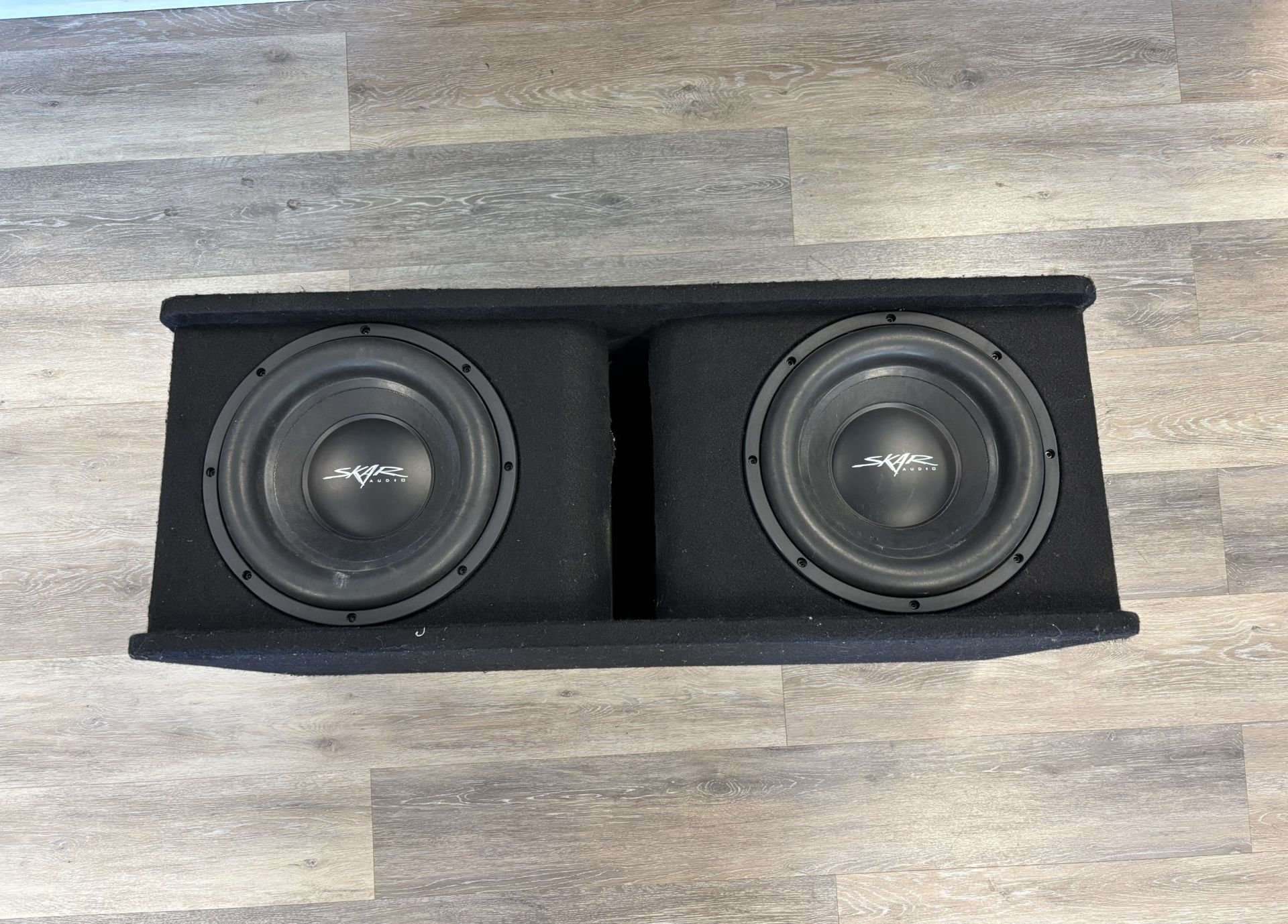 Skar Audio 12” Loaded Subwoofer Enclosure 