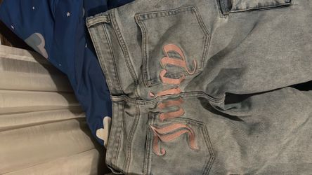 Low rise jeans