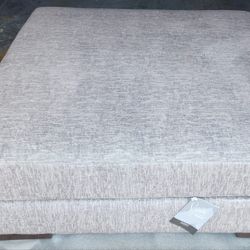 Ashley Furniture regent park oversized fabric accent ottoman