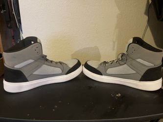 Awesome volcom Boots 11.5