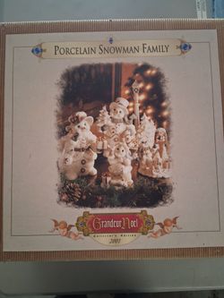 Grandeur Noel Porcelain Snowman Family 2001