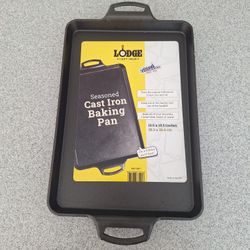 Lodge Season Cast Iron Baking Pan