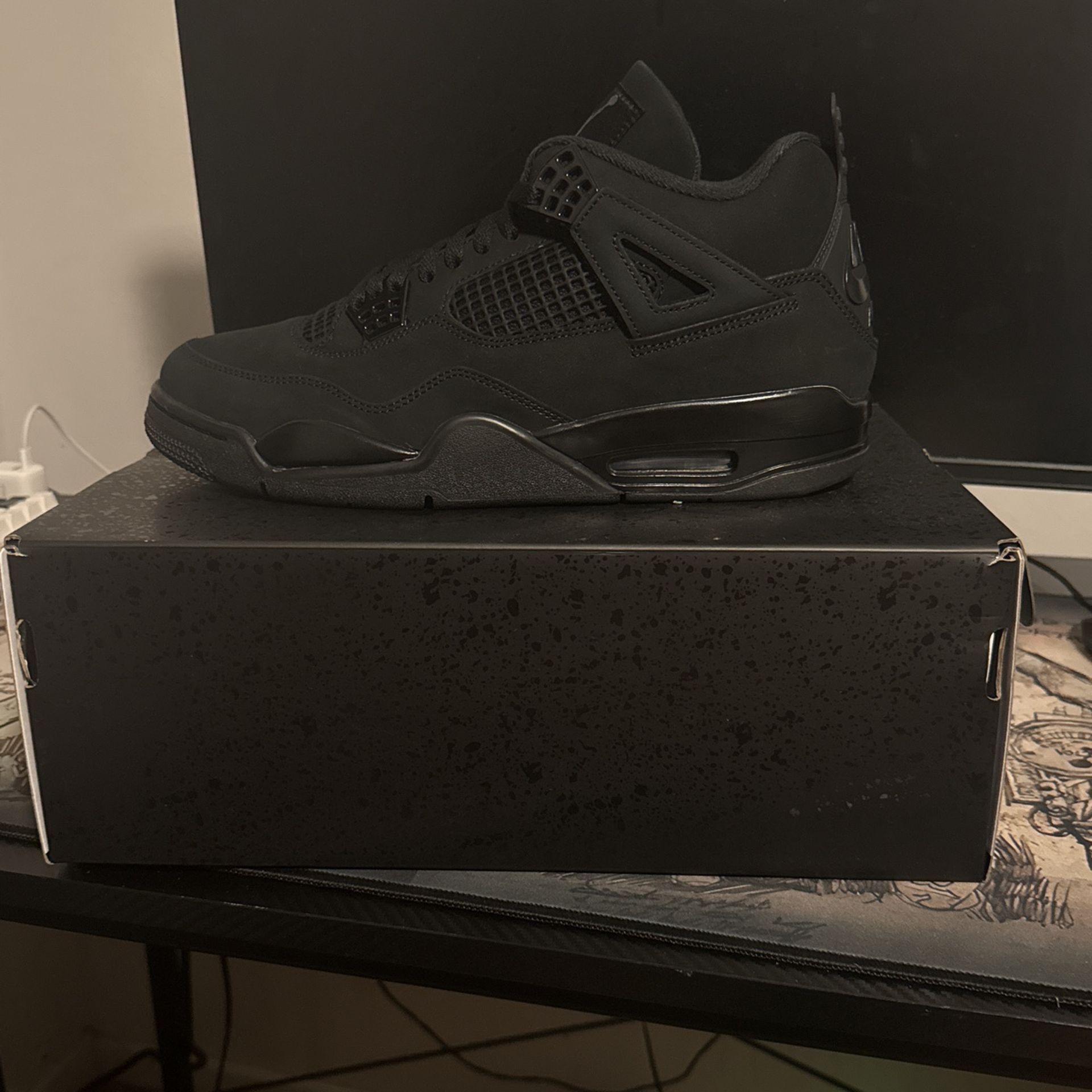Jordan 4 blackcats