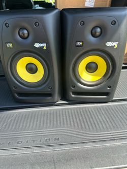 Pair of KRK Systems Rokit 5 RPG2 Powered Active Studio Monitor Speakers w/ Cables