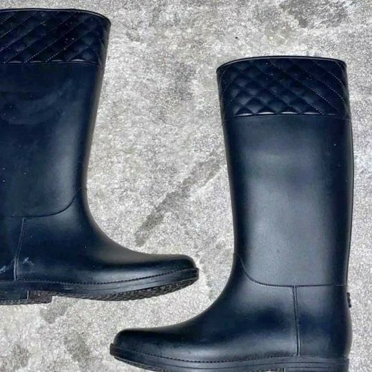 Dirty Laundry Rain Boots Size 10