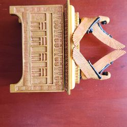 Egyptian Trinket Box Features Goddess IsIs