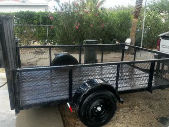 Black Steel Mesh Utility Trailer