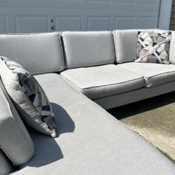 Beautiful Gray Sectional Couch!😍
