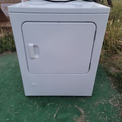 Kenmore Gas Dryer. 
