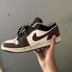 Jordan 1 lows Mocha