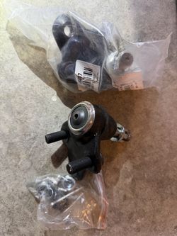Front Wheel Ball Joints for 2010 - 2015 Toyota Prius Lexus CT200h