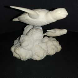 Sea Turtles Sculpture