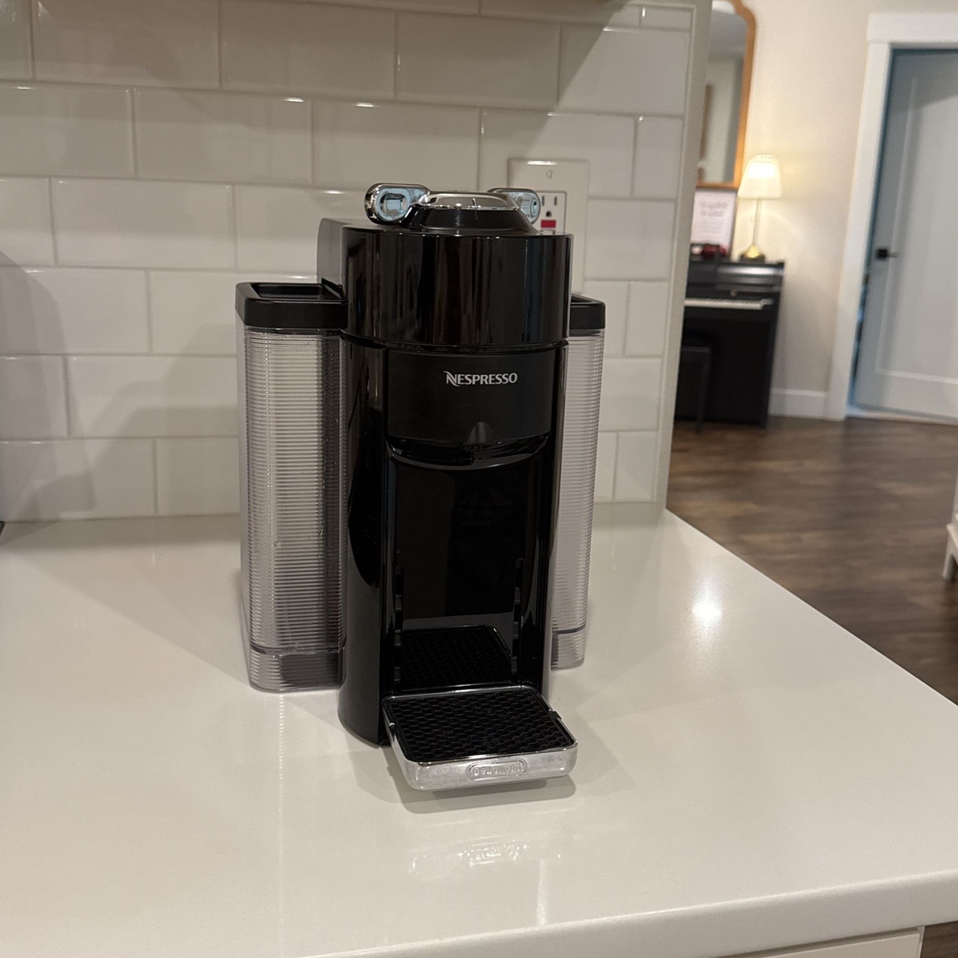 DēLonghi Nespresso Machine
