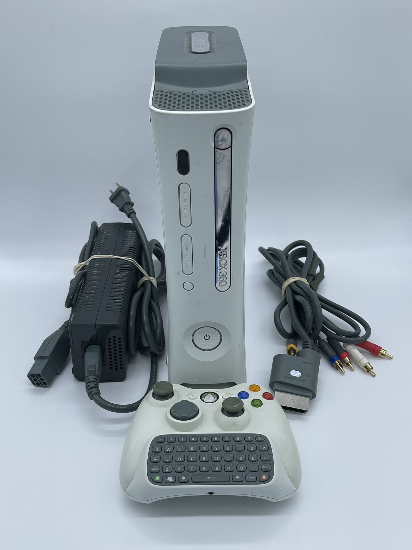 Xbox 360 (White) **Tested**