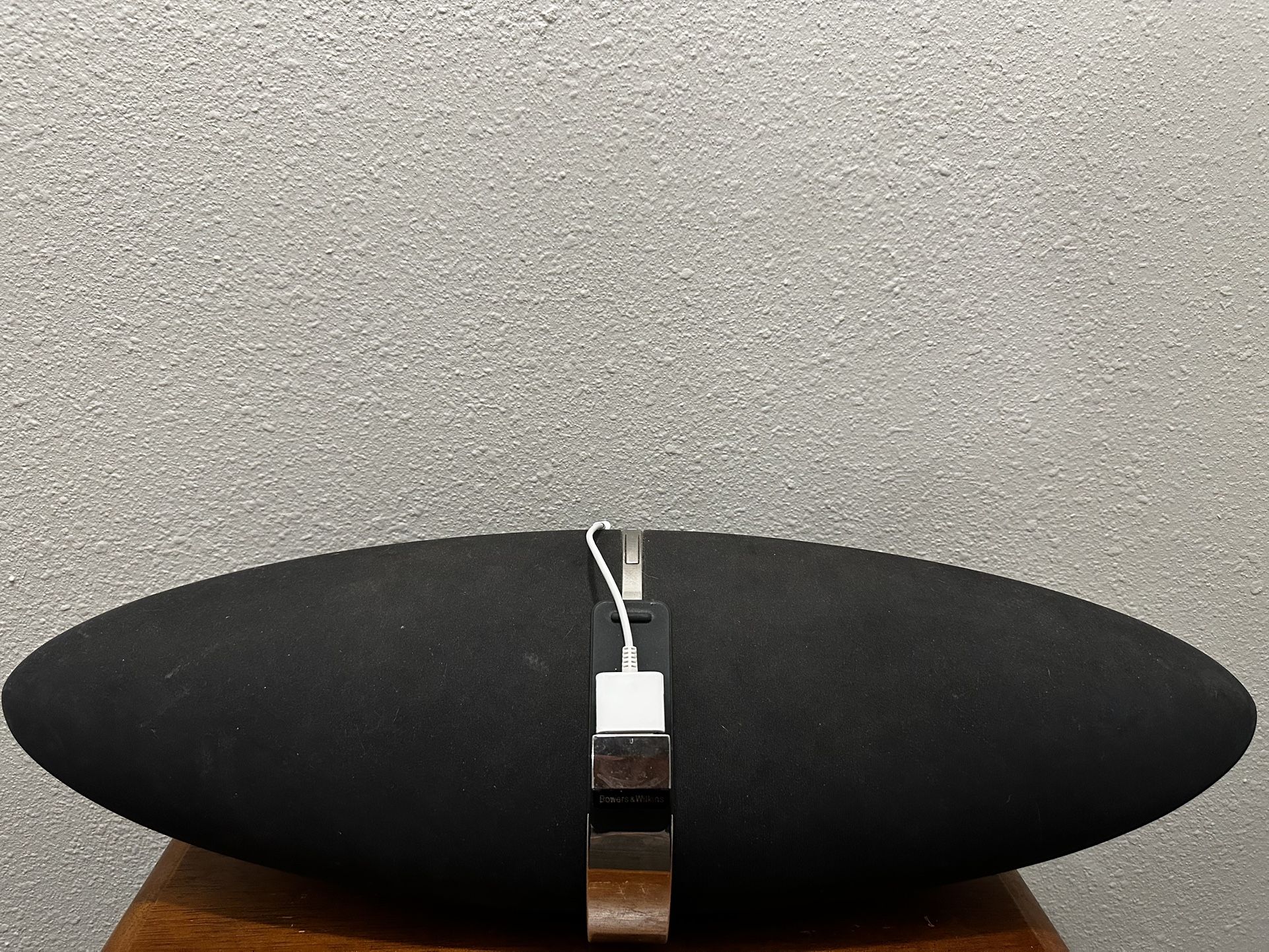 Bowers & Wilkins Zeppelin