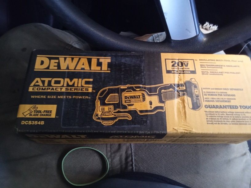 DEWALT ATOMIC 20V MULTI TOOL